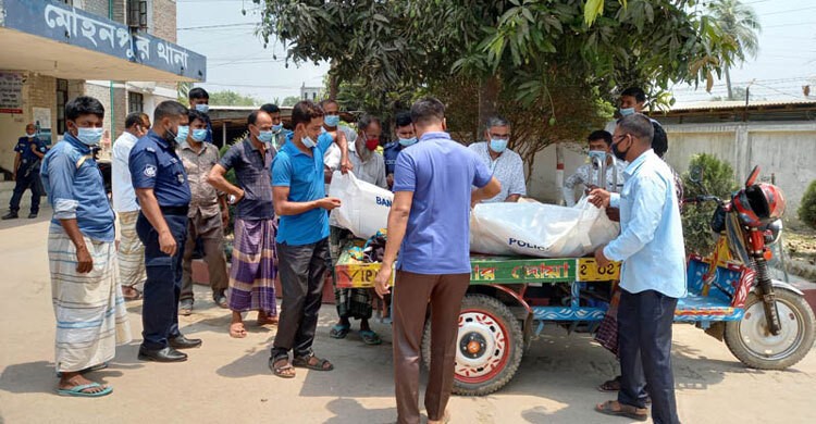 নববধূকে শারীরিক সম্পর্কে জোর করায়  হাত পা বেঁধে স্বামীকে হত্যা করেন